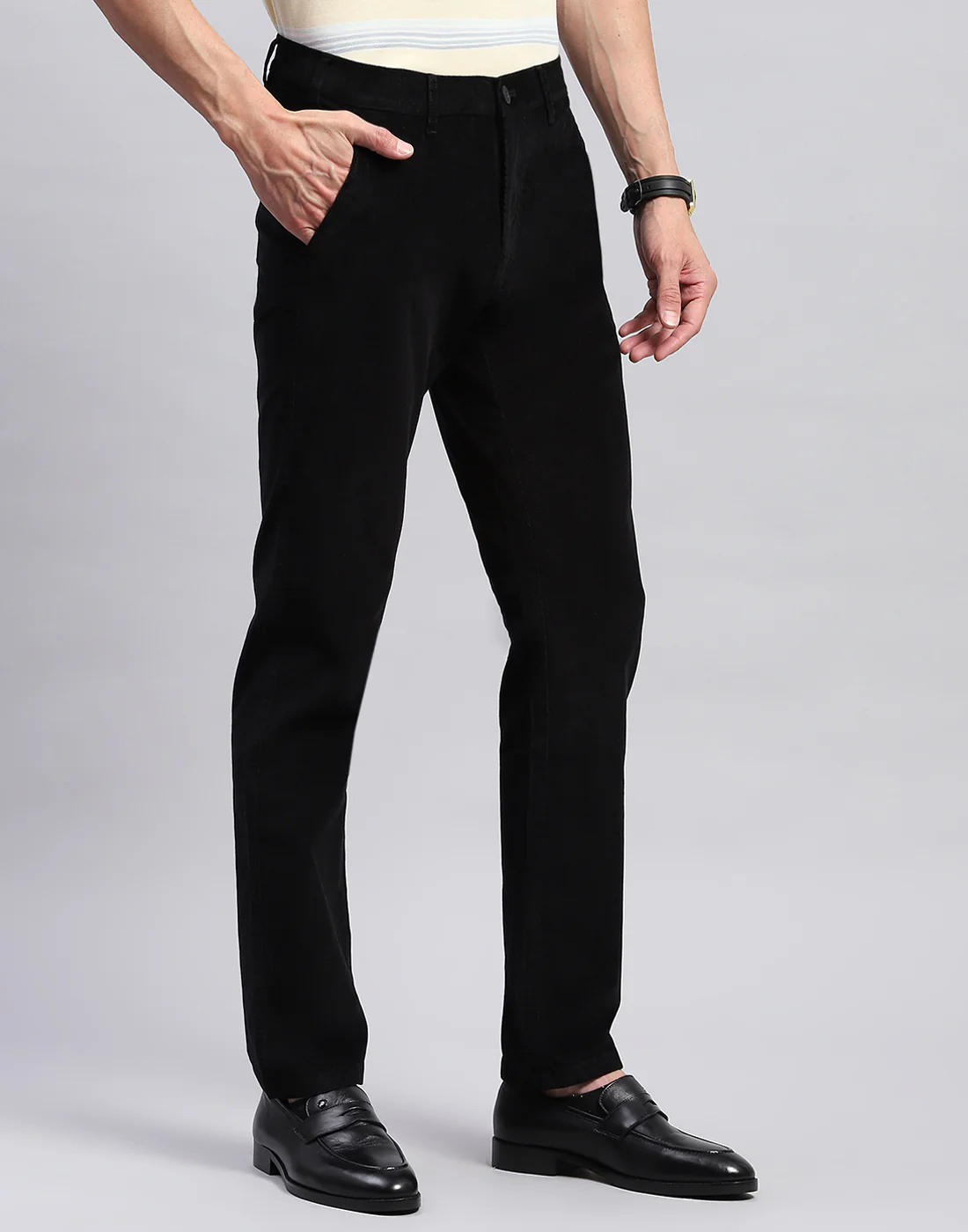 Men Black Solid Regular Fit Trouser - Image 4