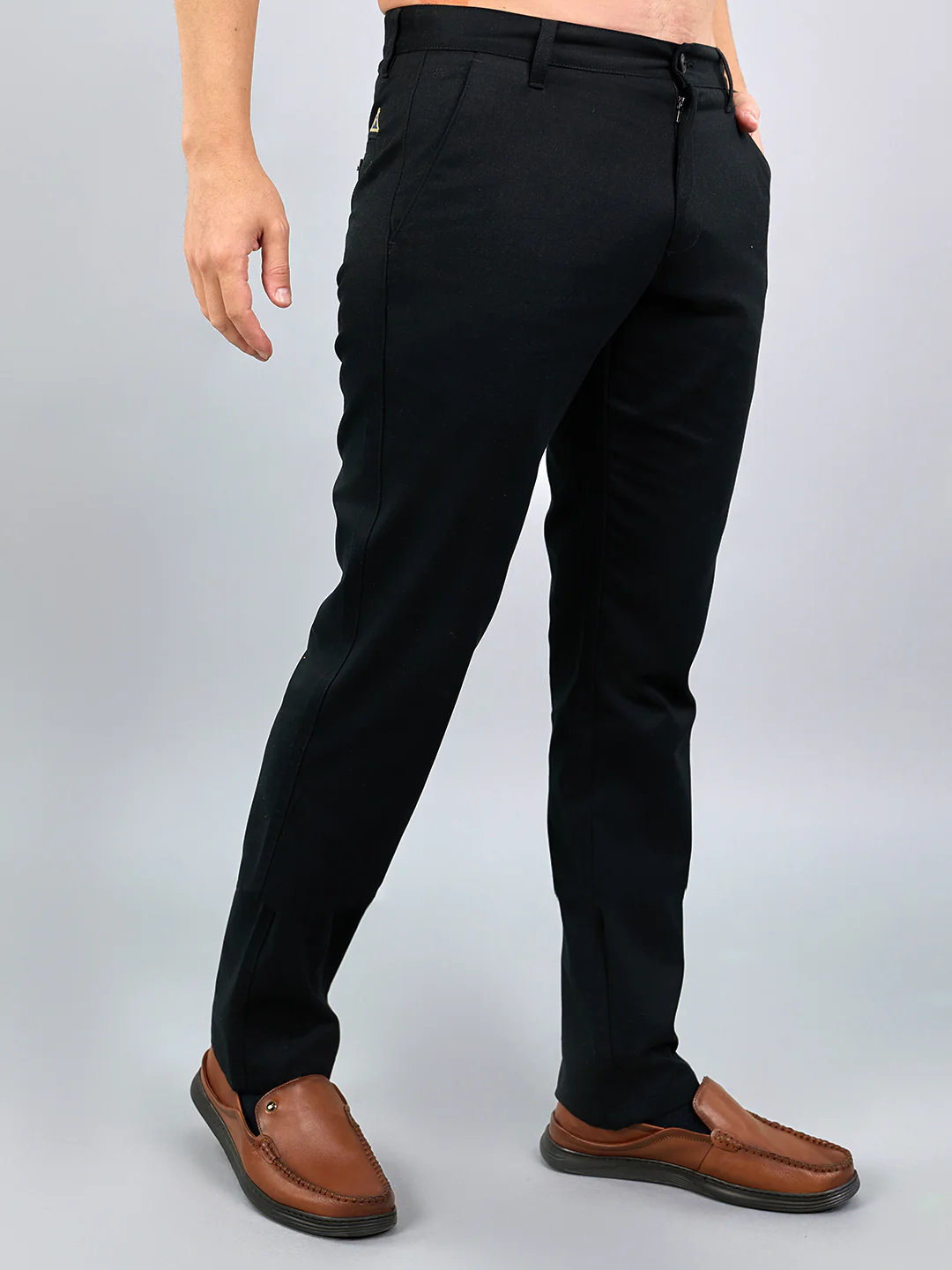Men Black Solid Regular Fit Trouser - Image 3