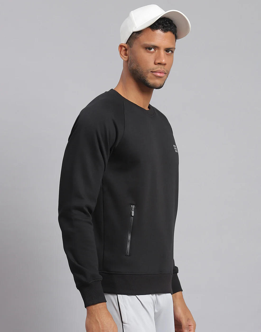 Rock.it Men Black Solid Round Neck Full Sleeve Sweatshirt - Image 4