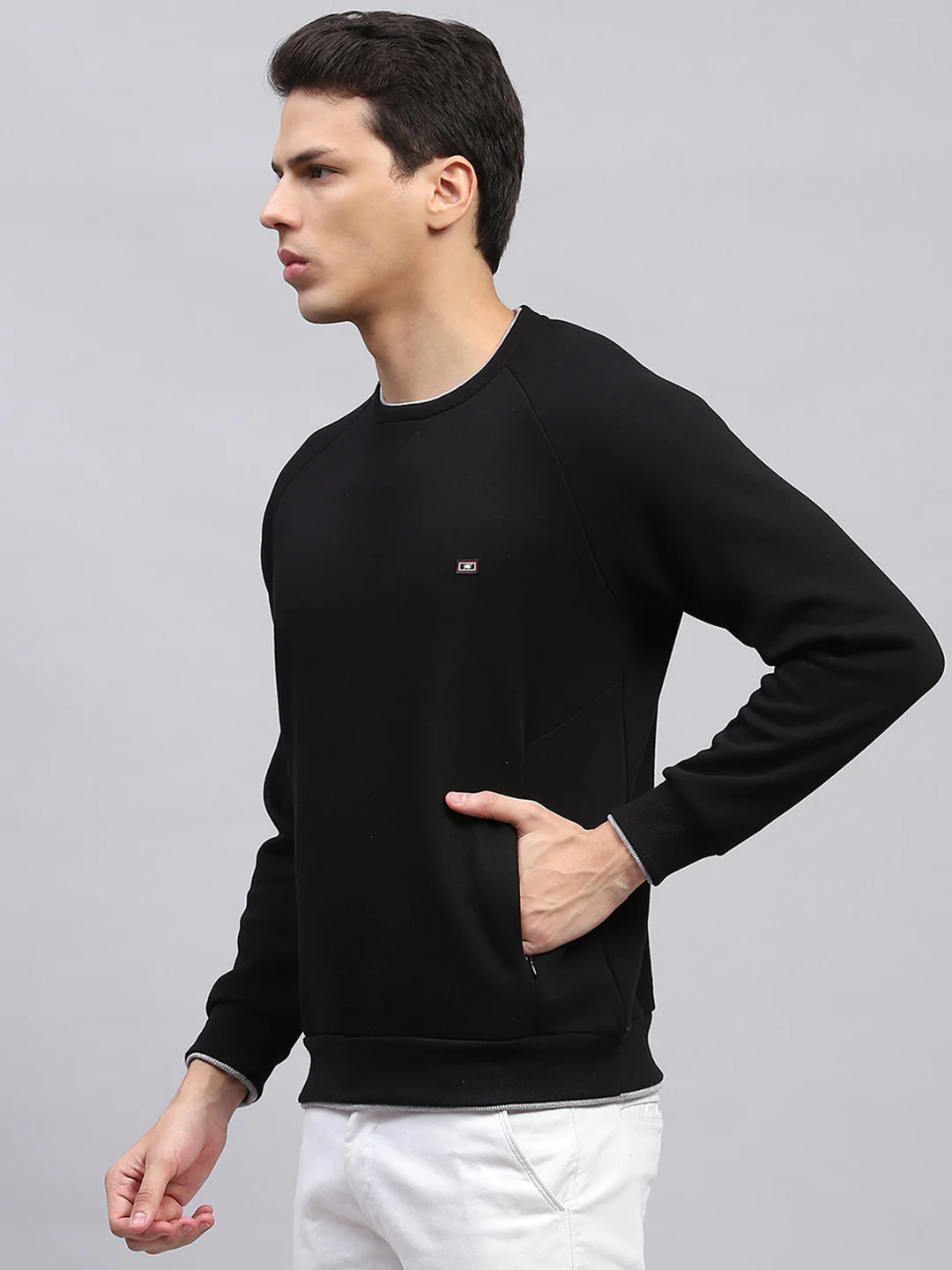 Men Black Solid Round Neck Full Sleeve Sweatshirt - Image 7