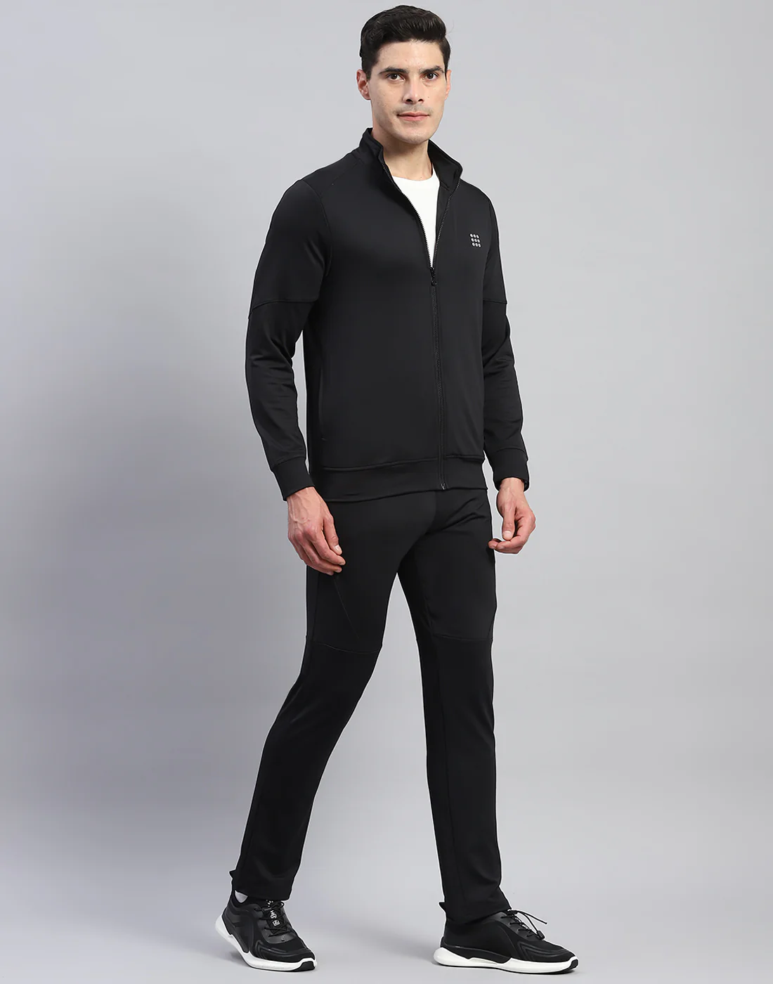 Rock.it Men Black Solid Round Neck Full Sleeve Tracksuit - Image 4
