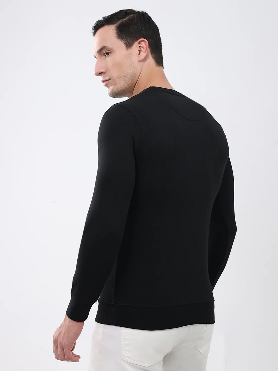 Men Black Solid Round Neck Full Sleeve Winter T-Shirt - Image 5