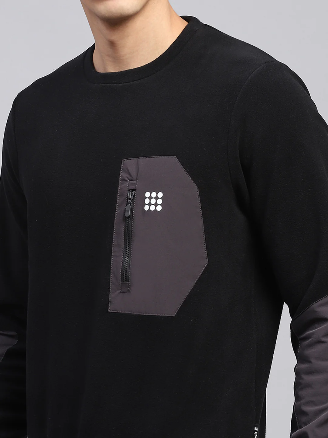 Rock.it Men Black Solid Round Neck Full Sleeve Winter Tracksuit - Image 6