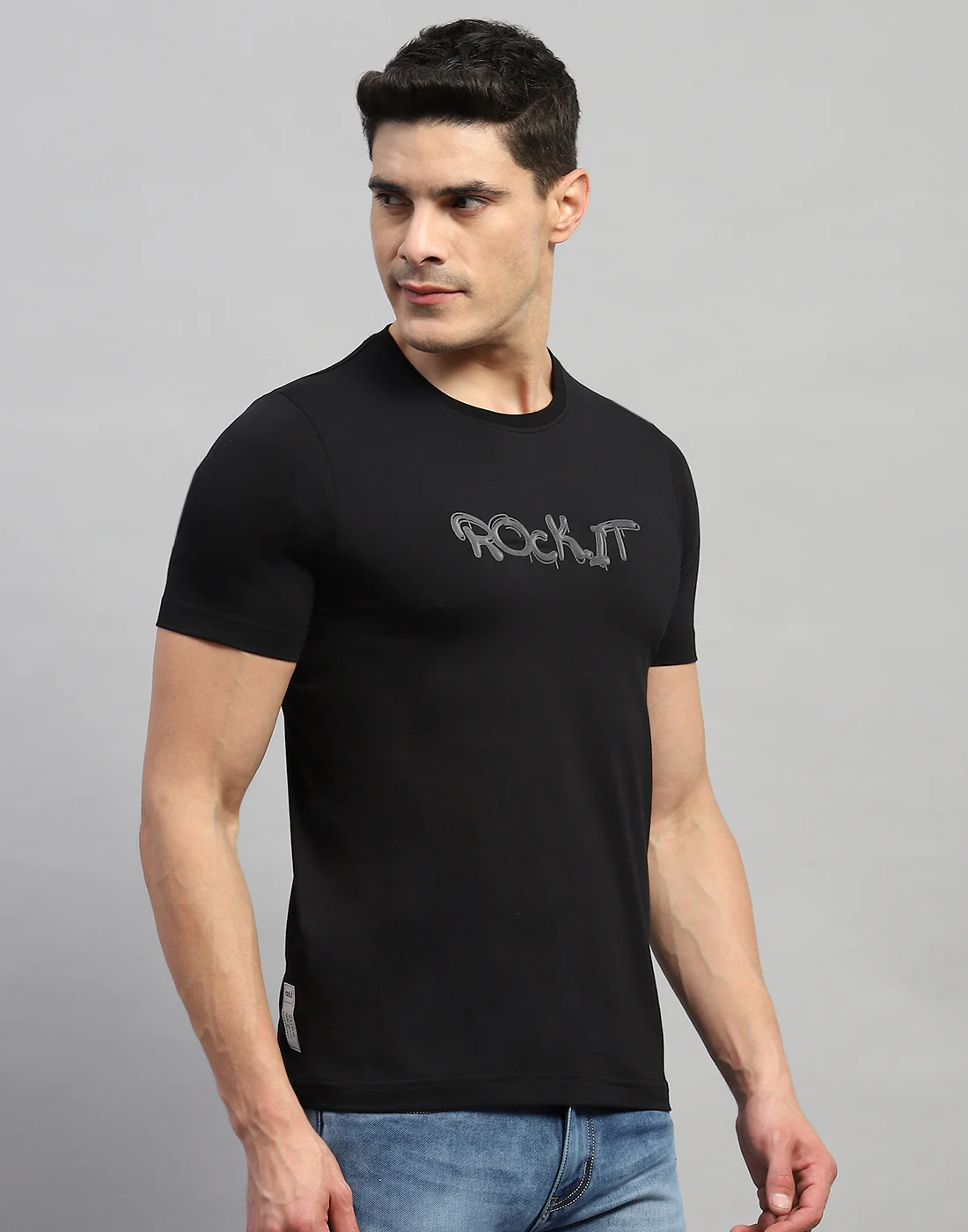 Rock.it Men Black Solid Round Neck Half Sleeve T-Shirt - Image 4