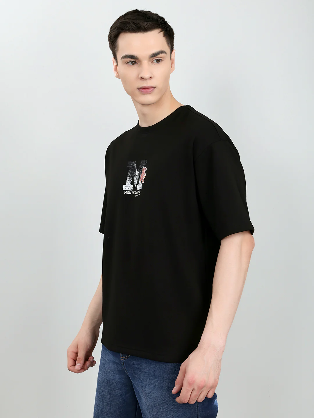 Men Black Solid Round Neck Half Sleeve T-Shirt - Image 2