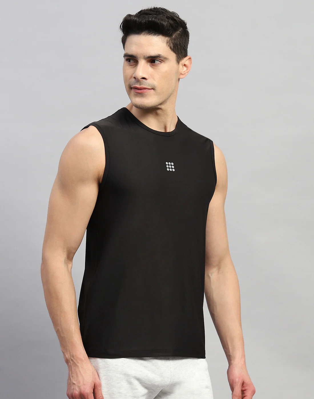 Rock.it Men Black Solid Round Neck Sleeveless T-Shirt - Image 4
