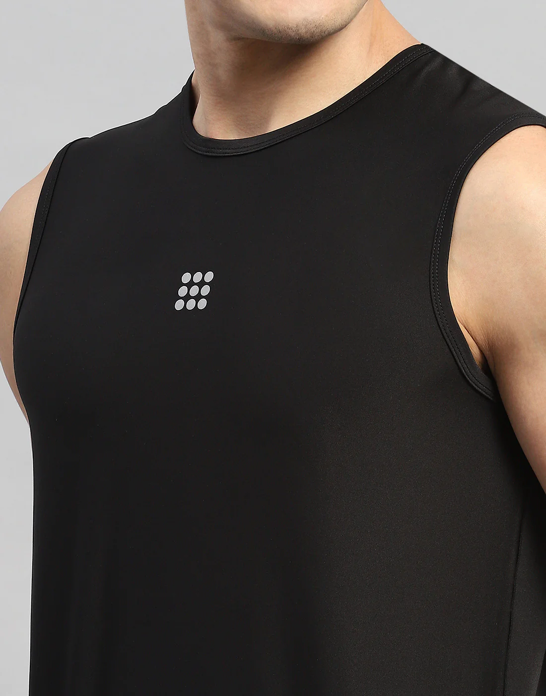Rock.it Men Black Solid Round Neck Sleeveless T-Shirt - Image 7