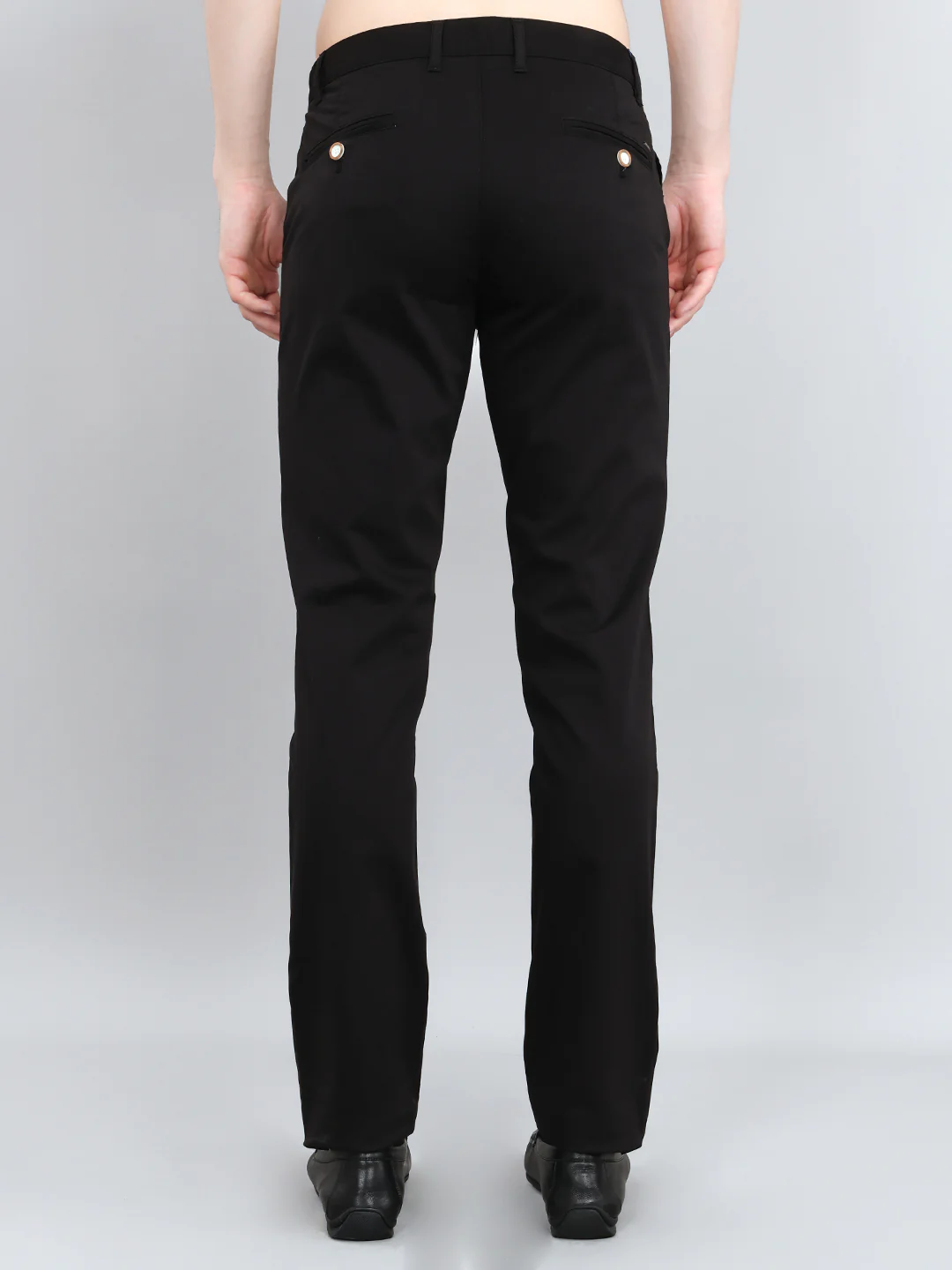 Men Black Solid Slim Fit Trouser - Image 5