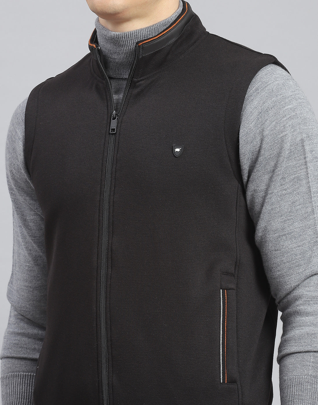 Men Black Solid Stand Collar Sleeveless Jacket - Image 6