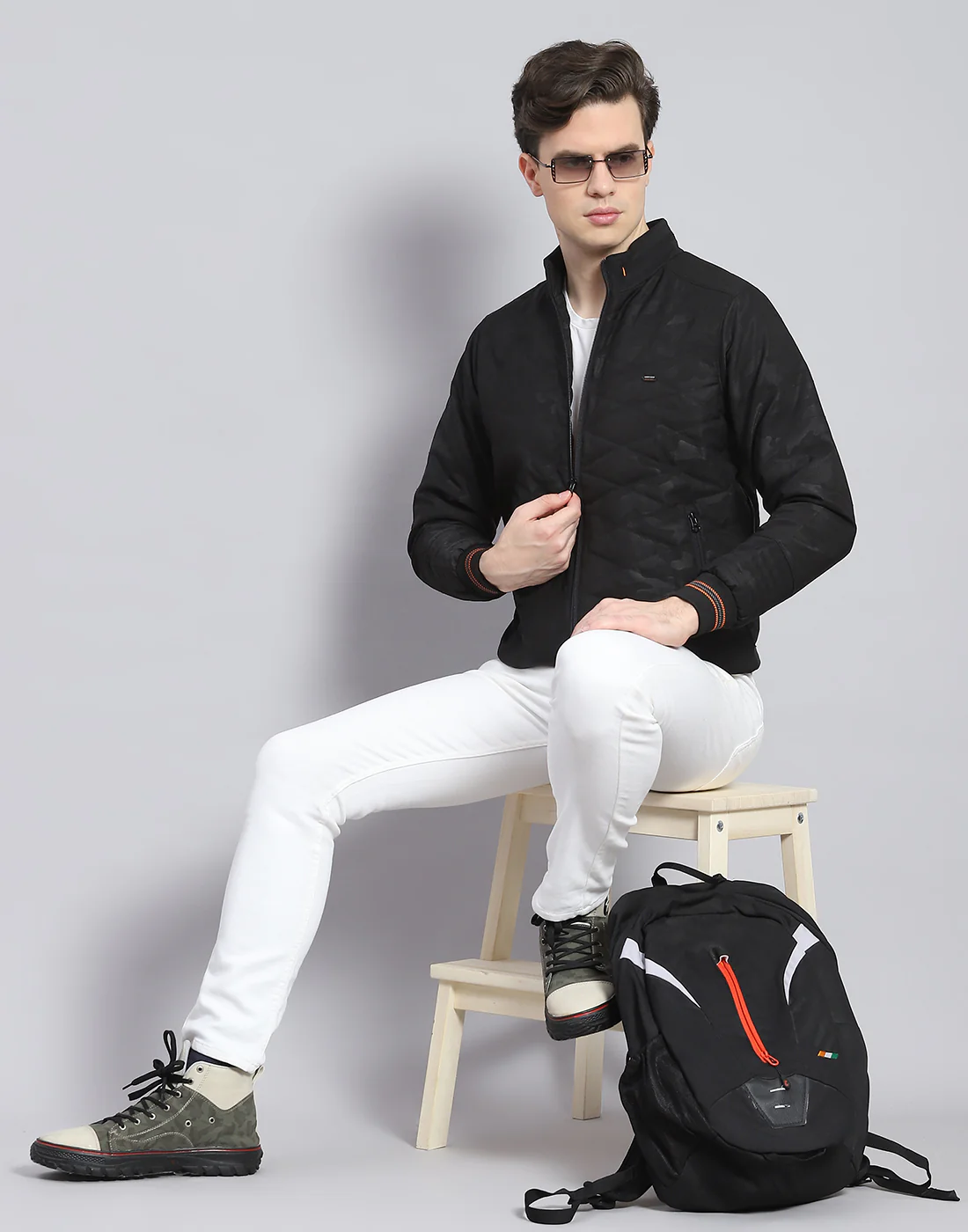 Men Black Solid Stand Collar Full Sleeve Jacket - Image 2