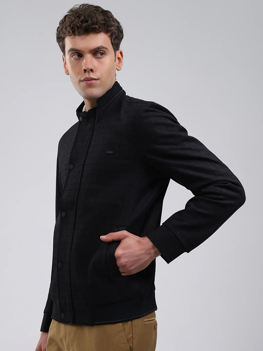 Men Black Solid Stand Collar Full Sleeve Jacket - Image 3