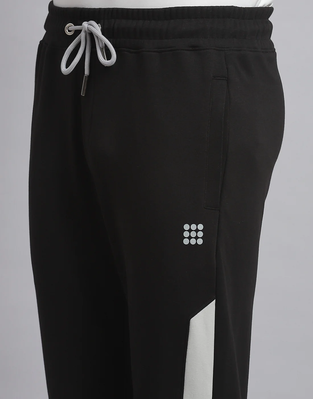 Rock.it Men Black Solid Stand Collar Full Sleeve Tracksuit - Image 8