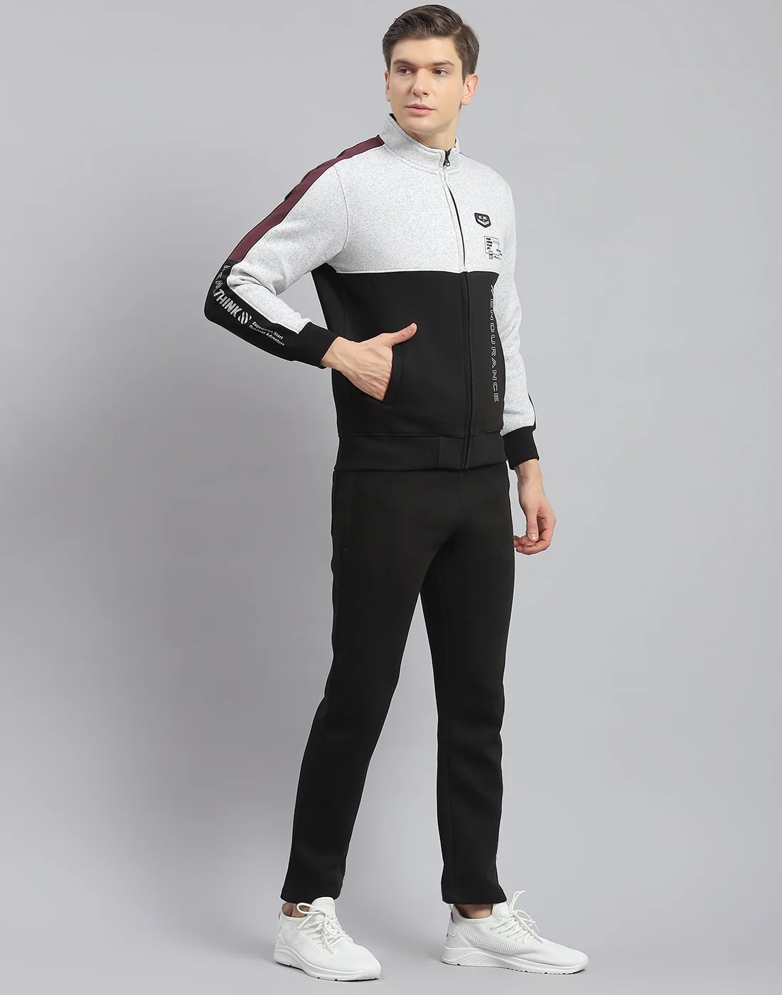 Men Black Solid Stand Collar Full Sleeve Tracksuit - Image 4