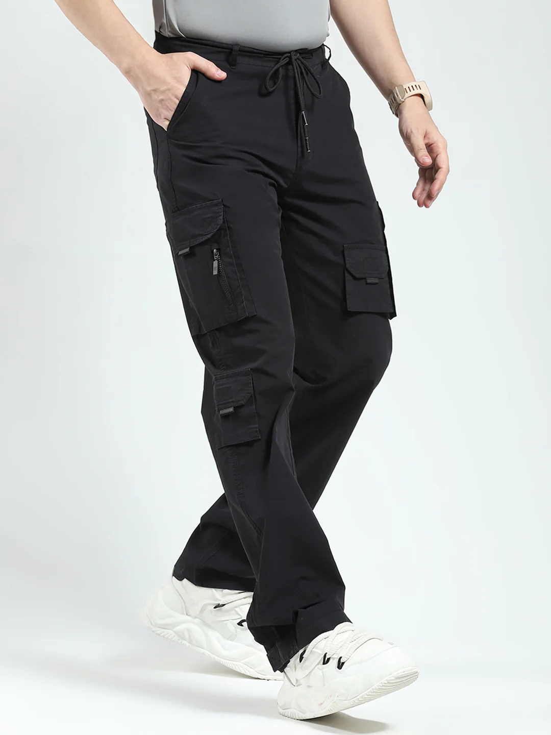 Rock.it Men Black Solid Straight Fit Cargo - Image 4