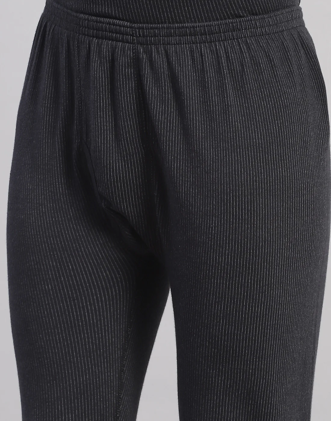 Men Black Solid Thermal Lower - Image 7