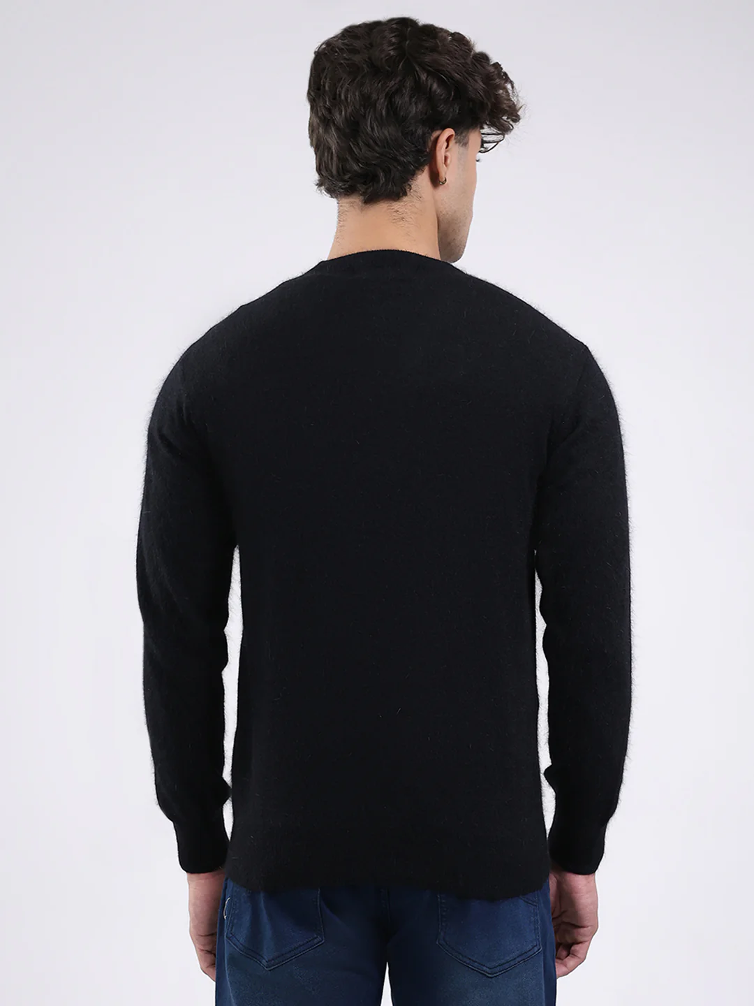 Men Black Solid V Neck Full Sleeve Pullover - Image 5