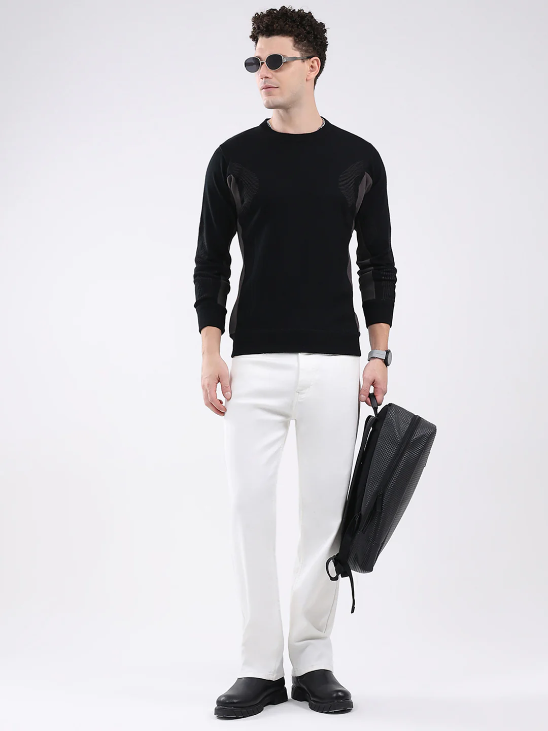Men Black Solid Round Neck Full Sleeve Pullover - Image 2