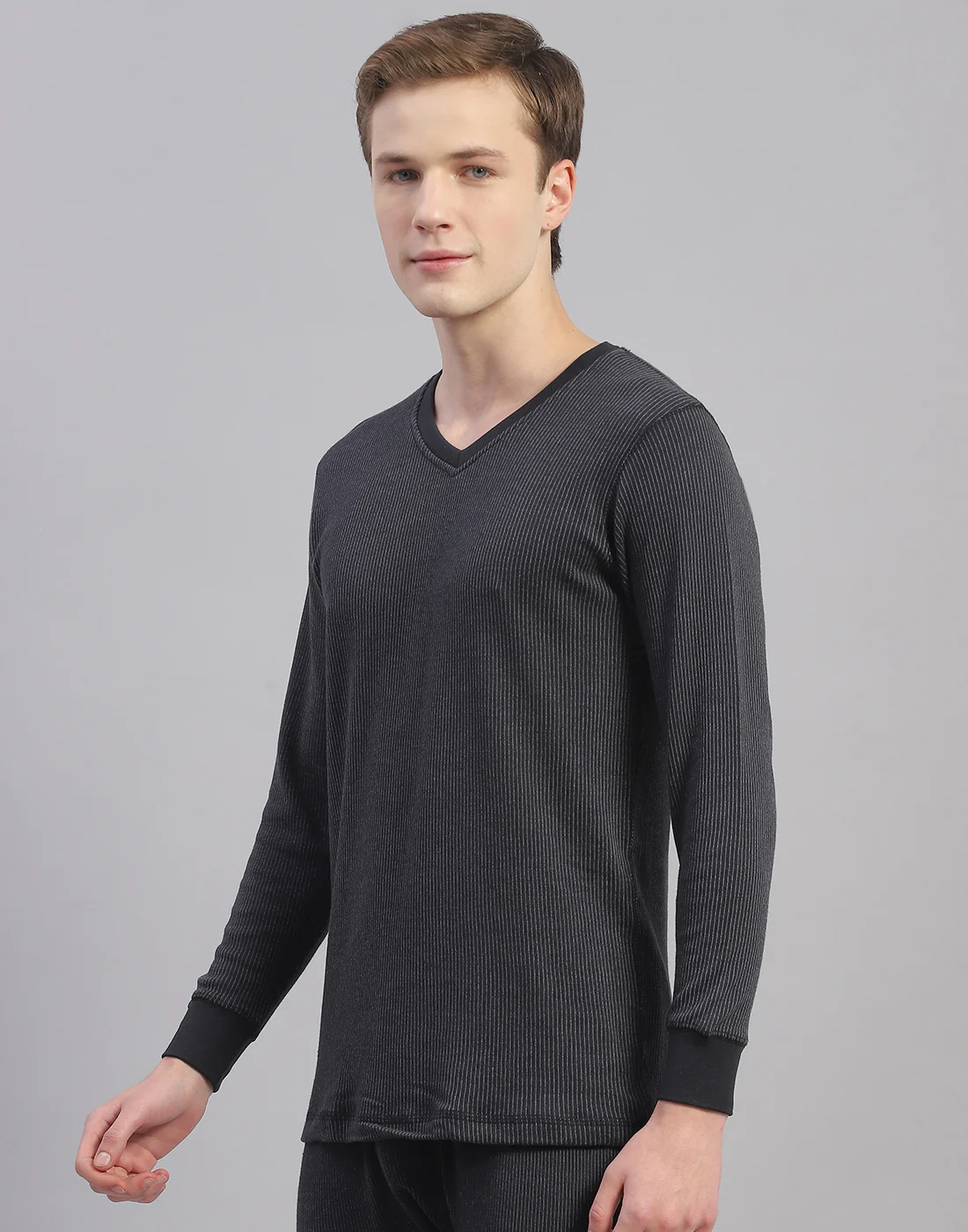 Men Black Solid V Neck Full Sleeve Thermal Vest - Image 3