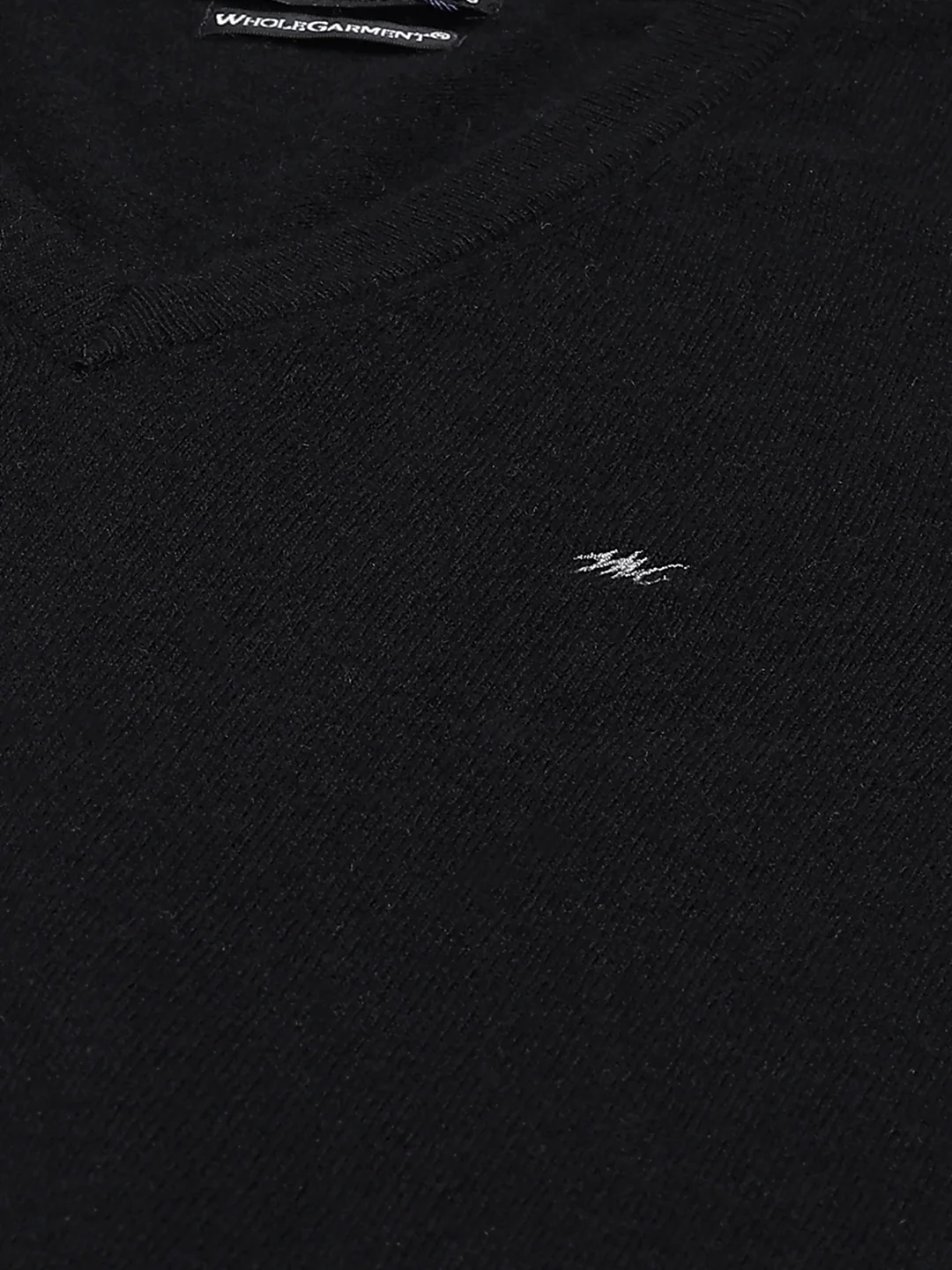 Men Black Solid V Neck Sleeveless Sweater - Image 7