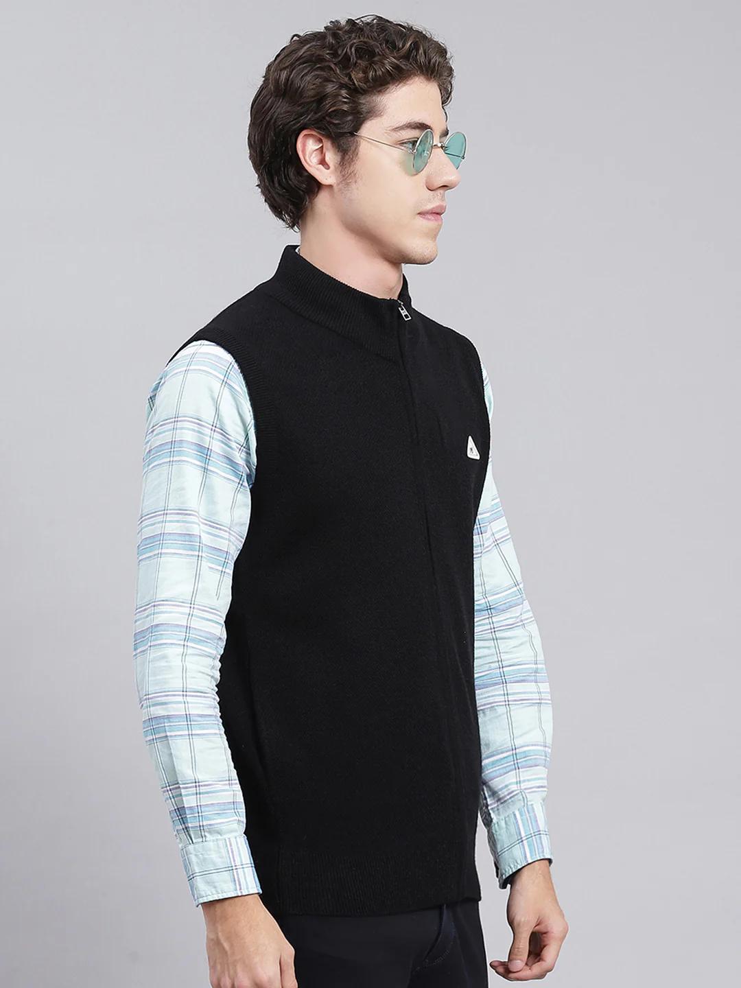 Men Black Solid Wool blend Sweater - Image 3