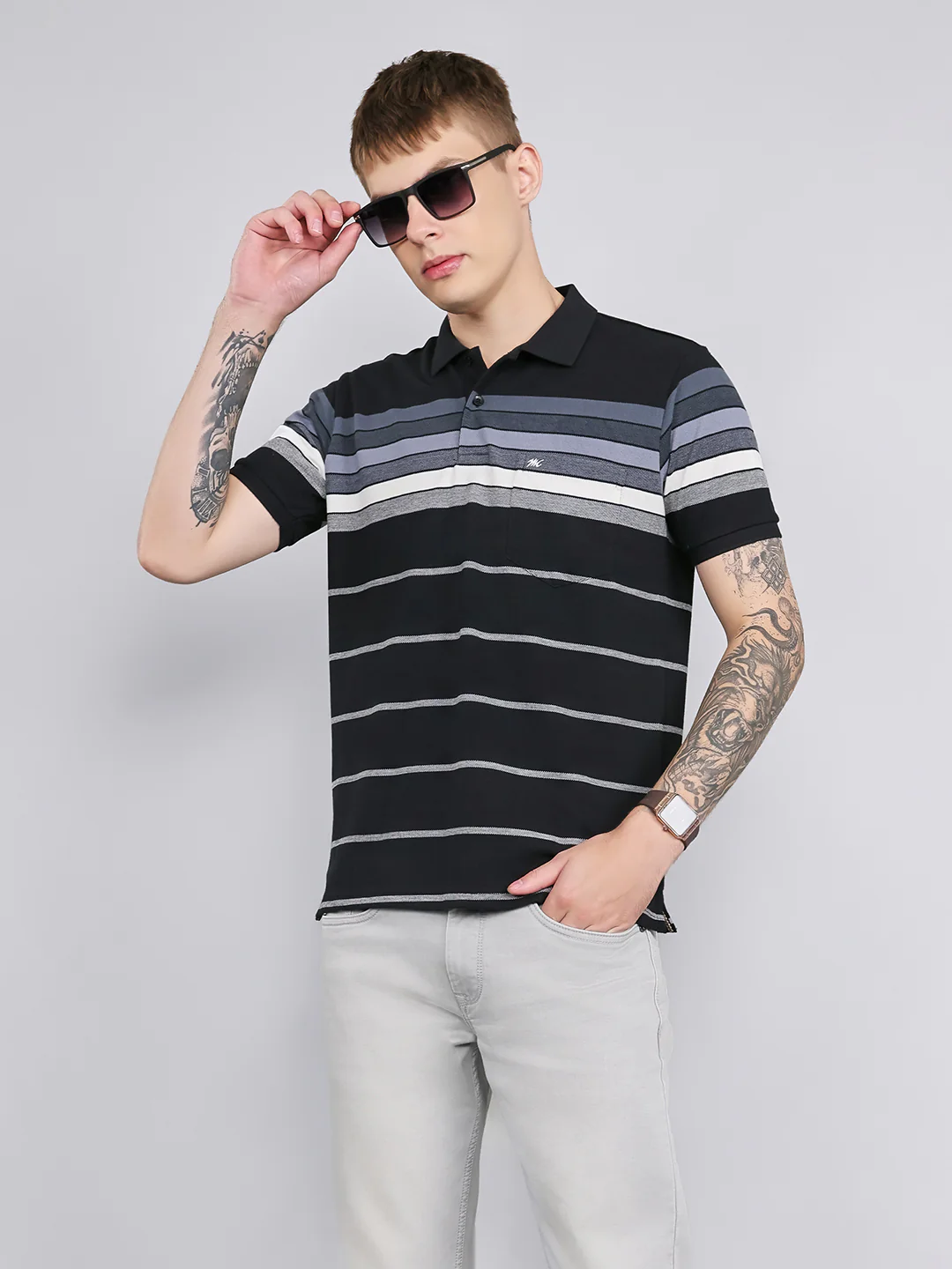 Men Black Stripe Collar Half Sleeve T-Shirt - Image 6