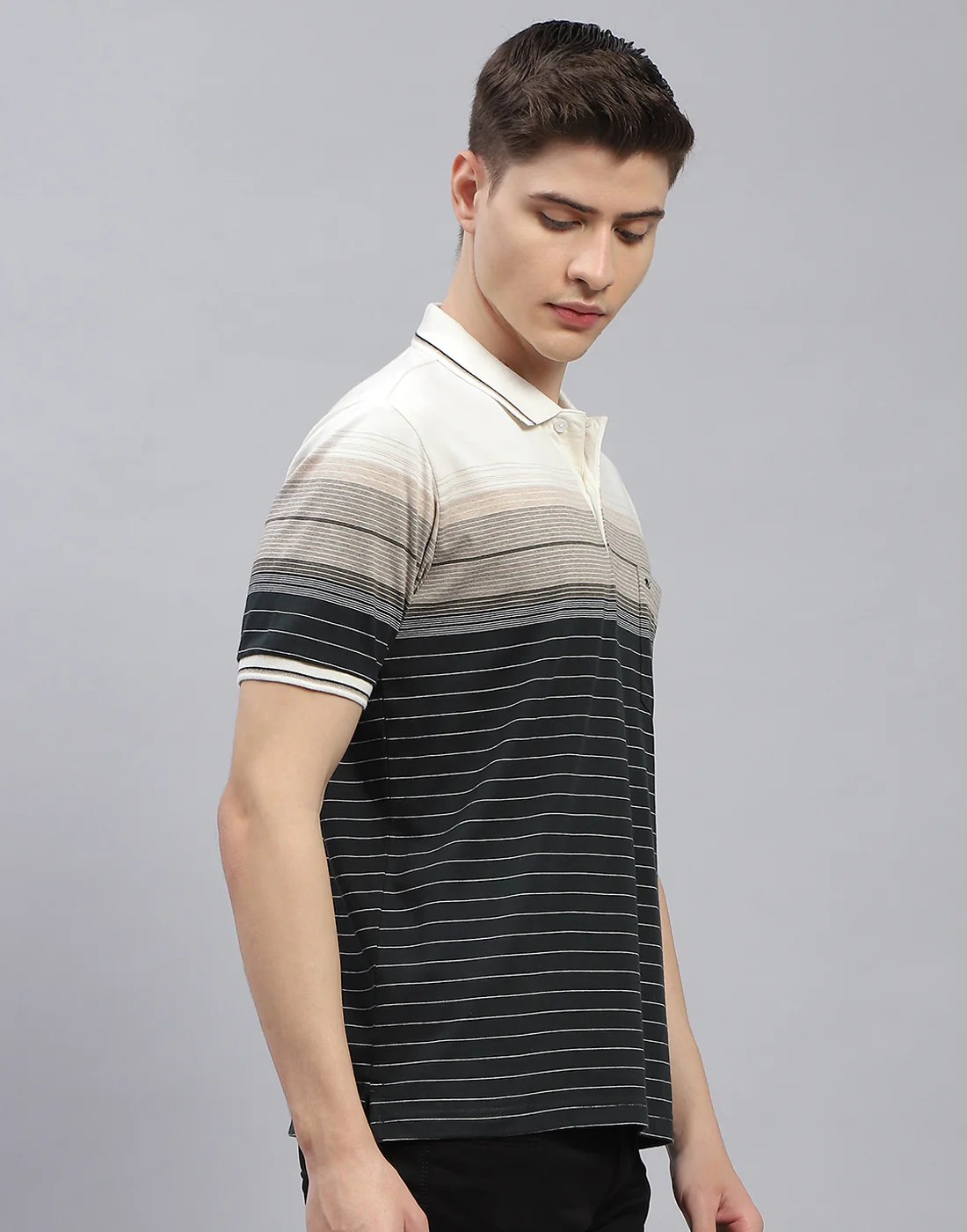 Men Black Stripe Polo Collar Half Sleeve T-Shirt - Image 5