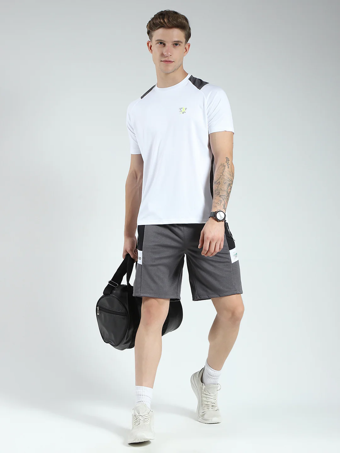 Men Black & White Solid Round Neck Half Sleeve Bermuda Set - Image 2