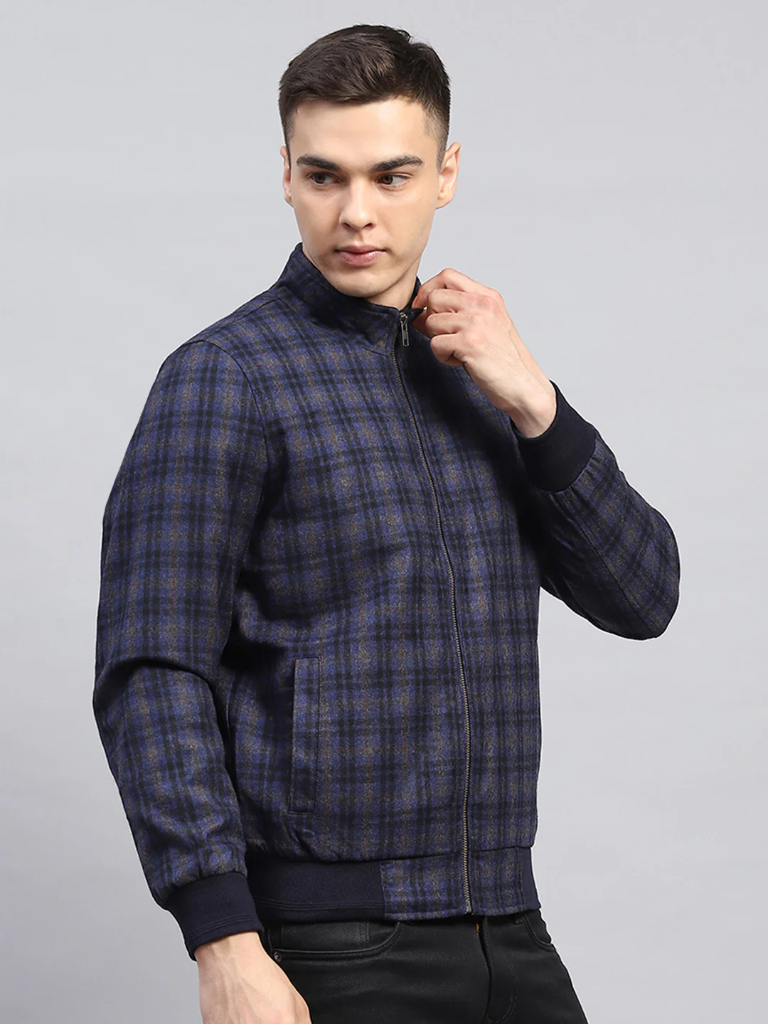 Men Blue Check Mock Neck Full Sleeve Coat - Image 4