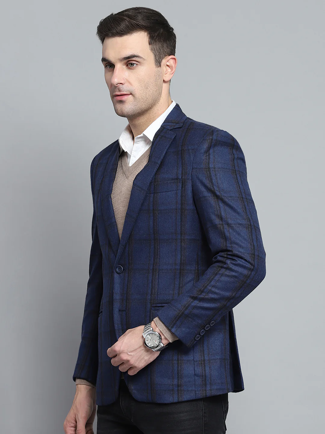 Men Blue Check Notch lapel Collar Full Sleeve Coat - Image 3