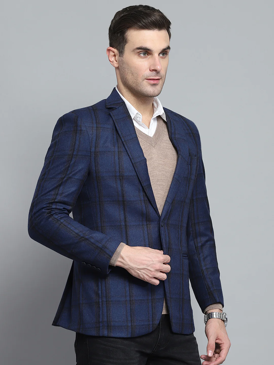 Men Blue Check Notch lapel Collar Full Sleeve Coat - Image 4