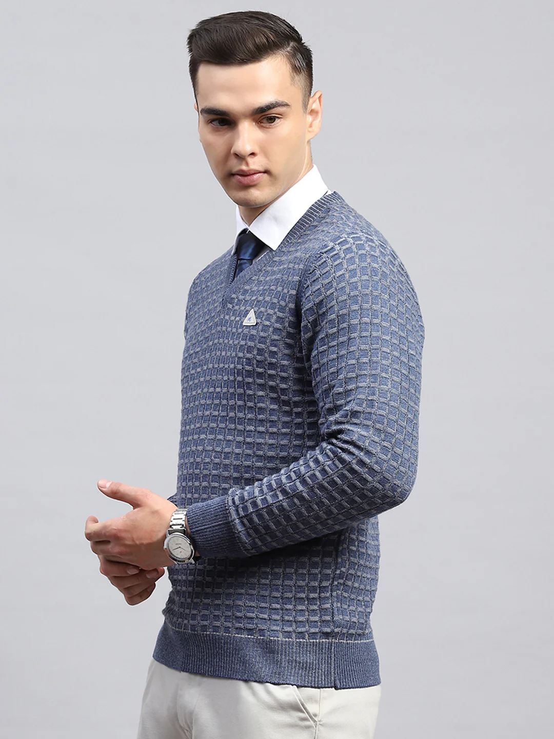 Men Blue Check V Neck Full Sleeve Pullover - Image 3
