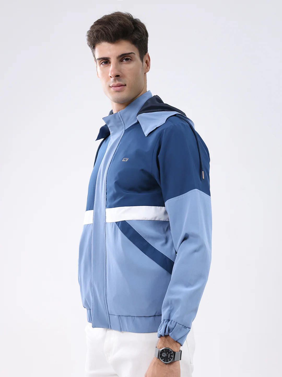 Men Blue Colourblocked Hooded Full Sleeve Jacket - Image 3