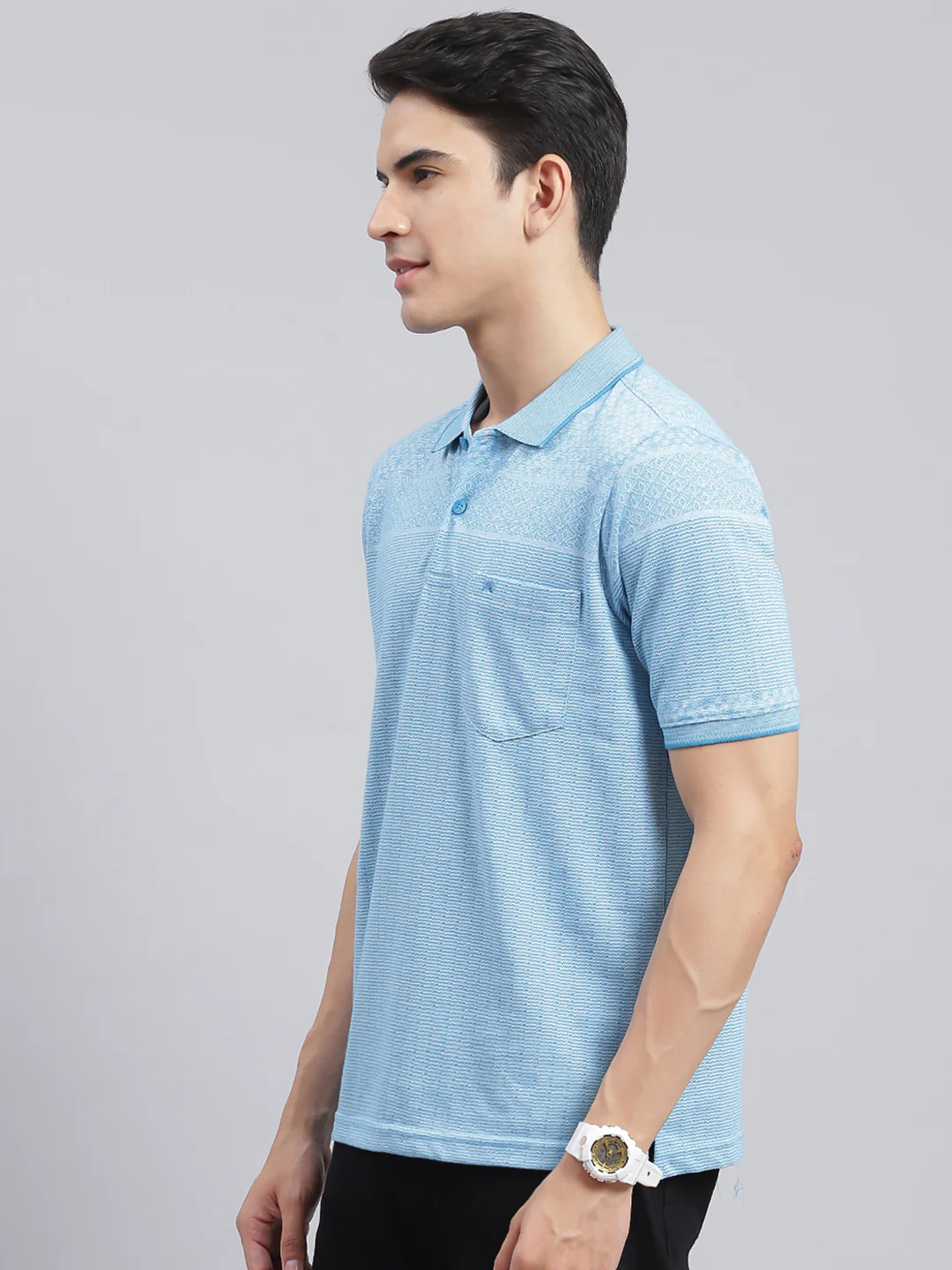 Men Blue Jaquard Cotton Blend T-Shirt - Image 4