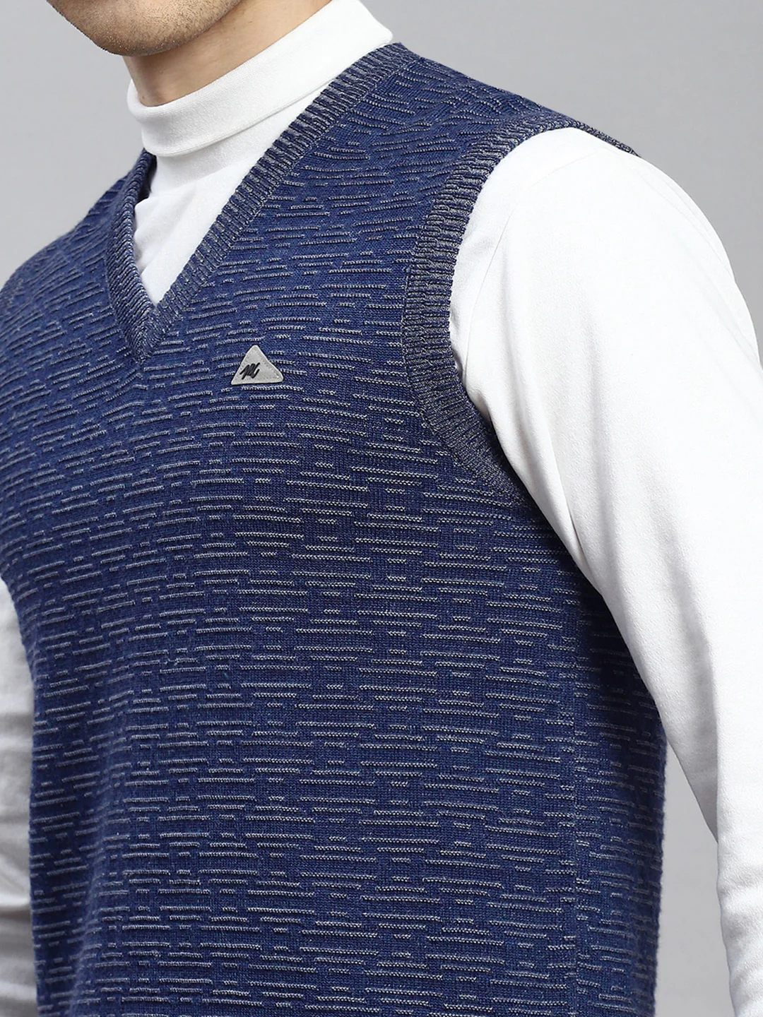 Men Blue Jaquard Sweater - Image 6