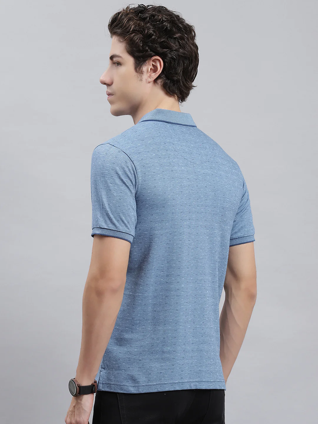 Men Blue Jaquard T-Shirt - Image 5