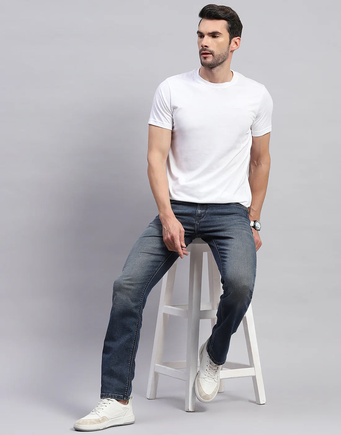 Men Blue Light Wash Straight Fit Denim - Image 2