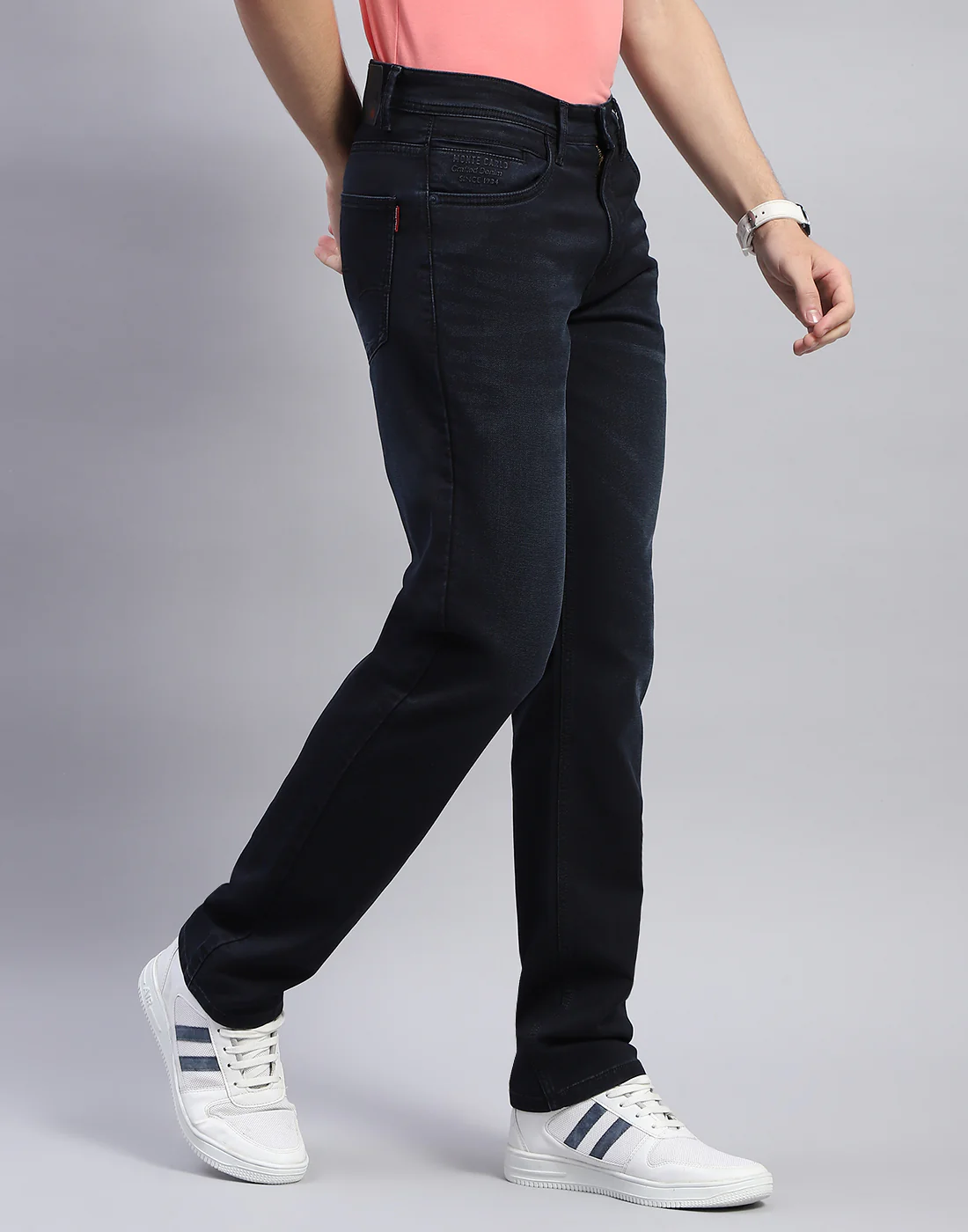 Men Blue Light Wash Straight Fit Denim - Image 4