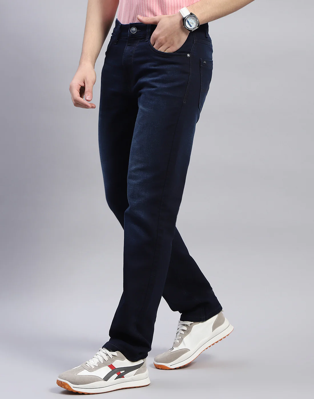 Men Blue Light Wash Straight Fit Denim - Image 3
