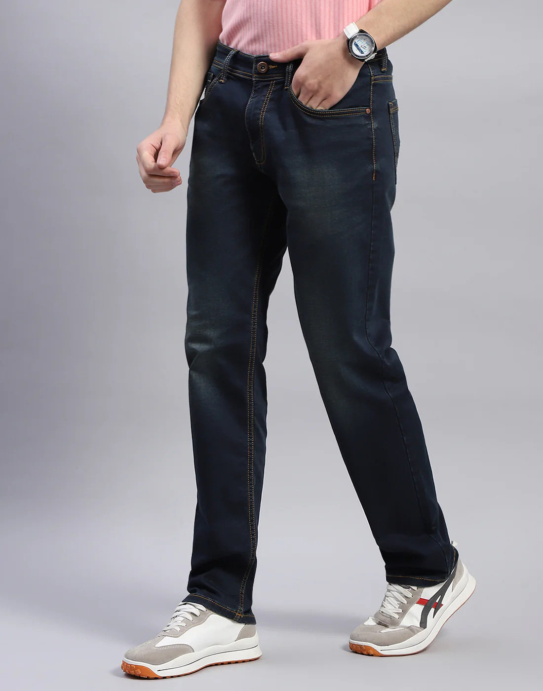 Men Blue Light Wash Straight Fit Denim - Image 3