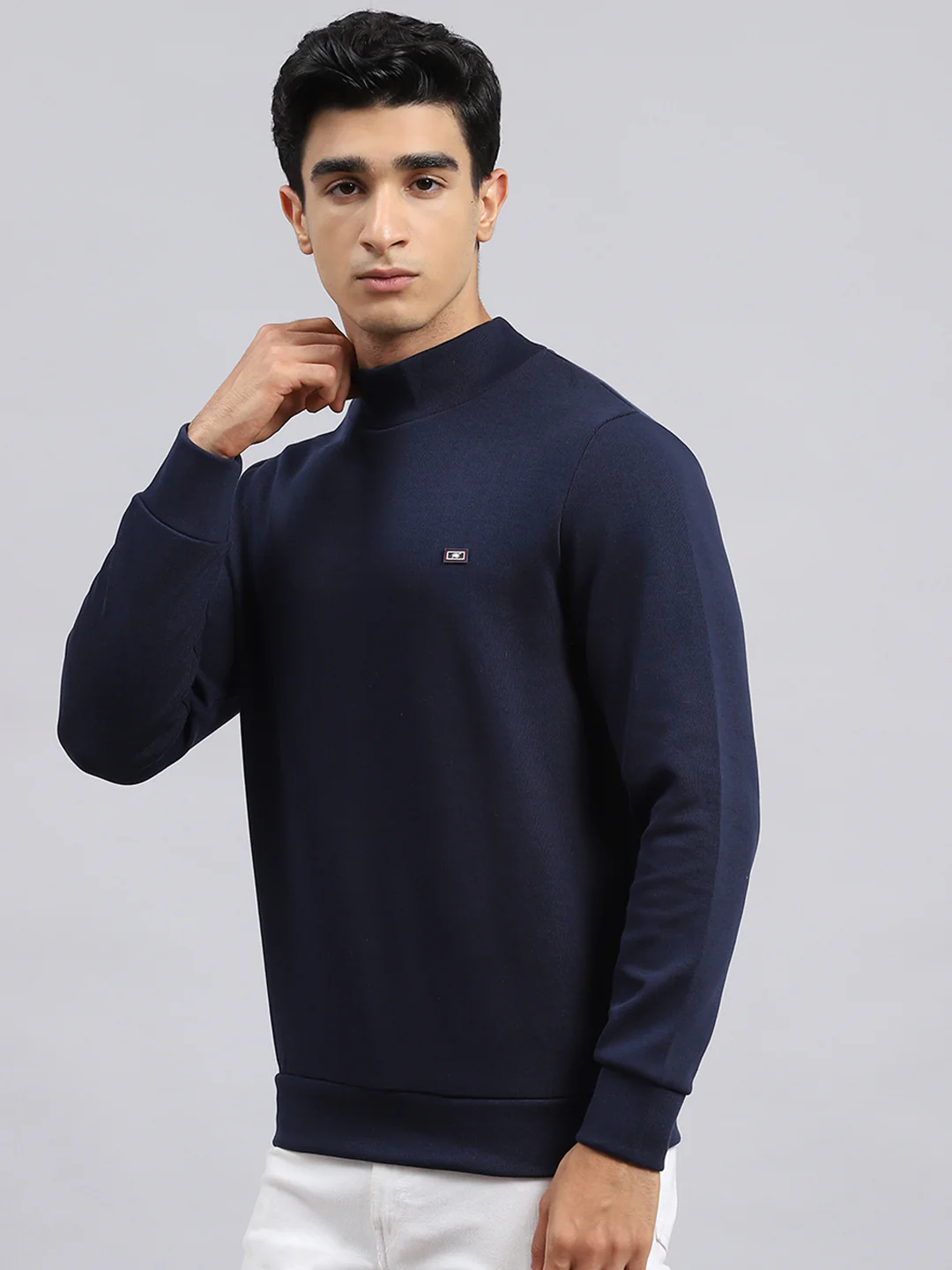 Men Blue Plain T-Shirt - Image 4