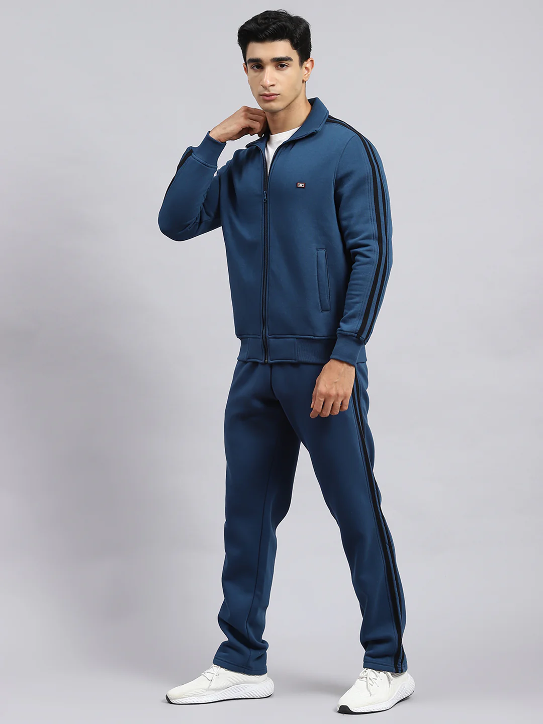 Men Blue Plain Tracksuit - Image 4