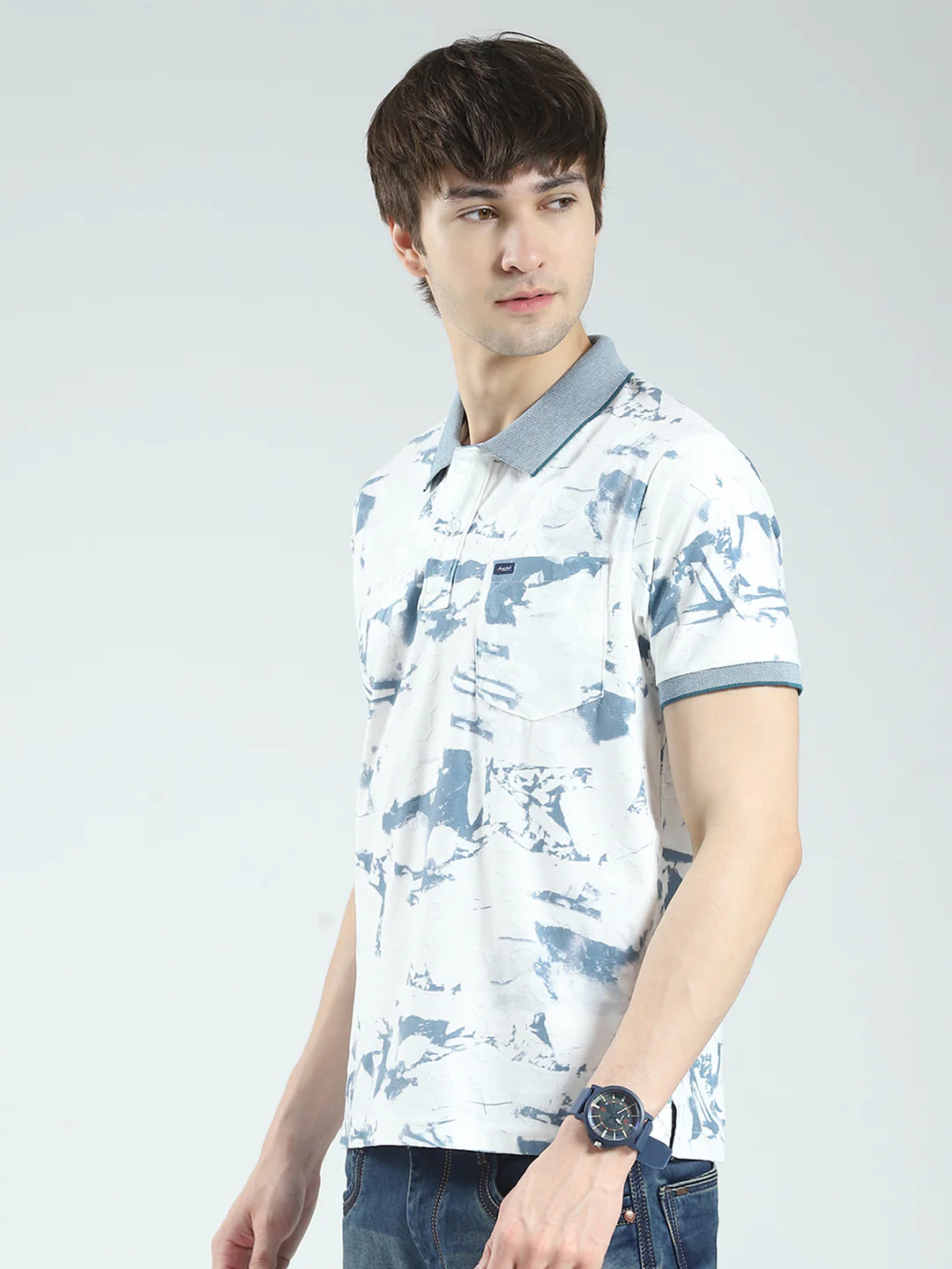 Men Blue Printed Collar Half Sleeve T-Shirt - Image 3