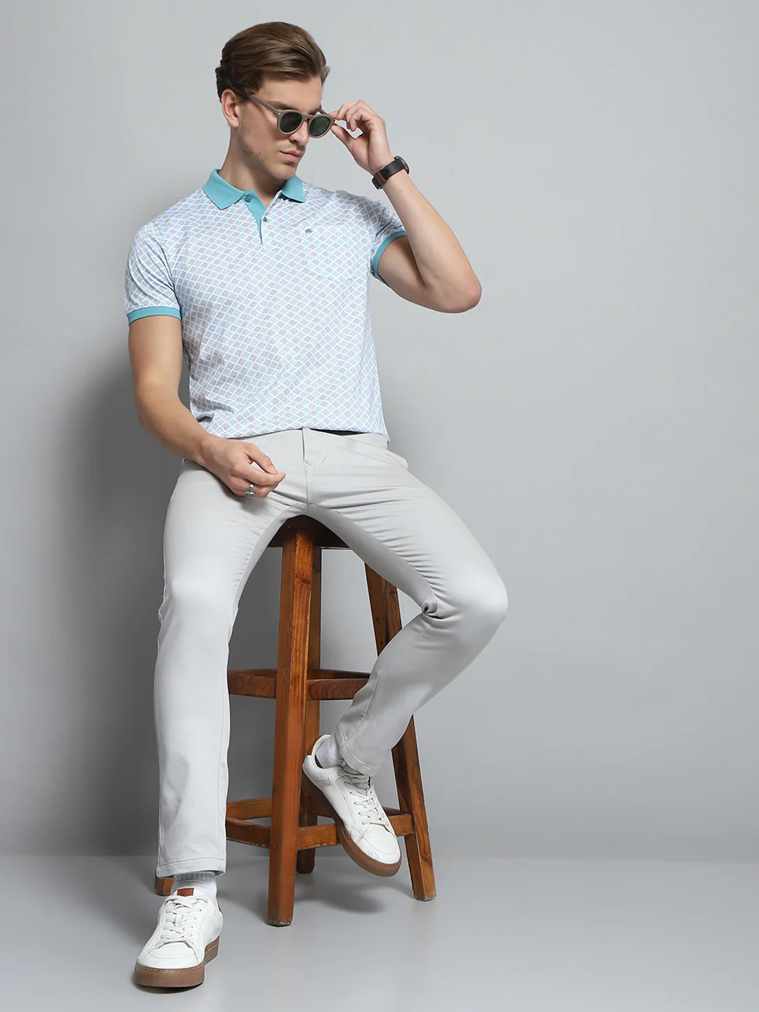 Men Blue Printed Collar Half Sleeve T-Shirt - Image 2