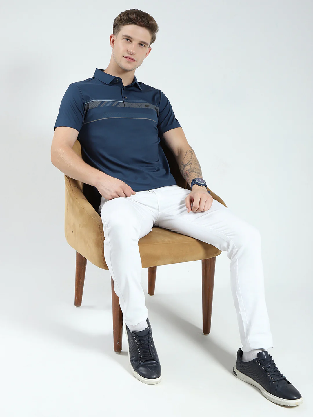 Men Blue Printed Collar Half Sleeve T-Shirt - Image 2
