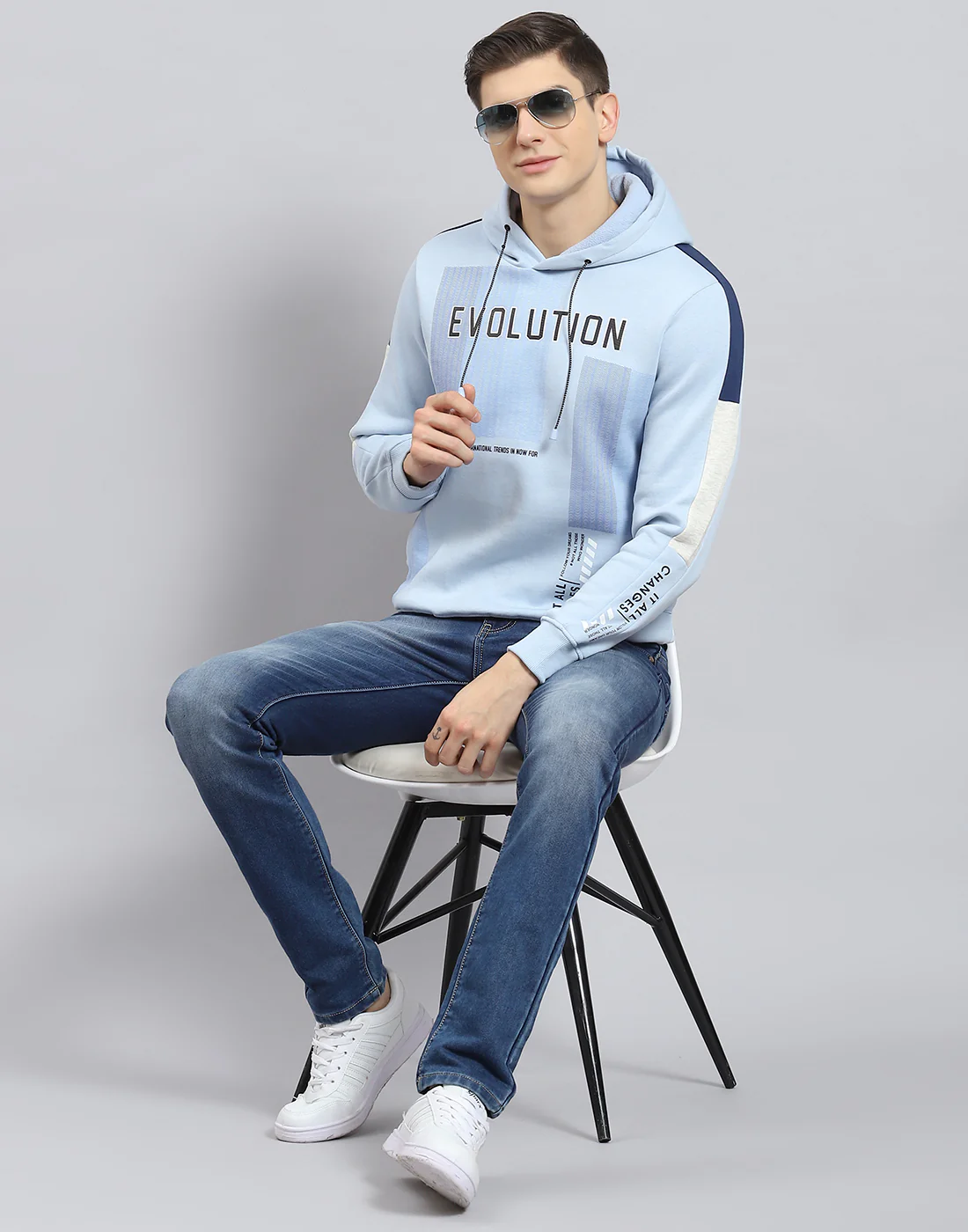 Men Blue Printed Hooded Full Sleeve Sweatshirt - Image 7