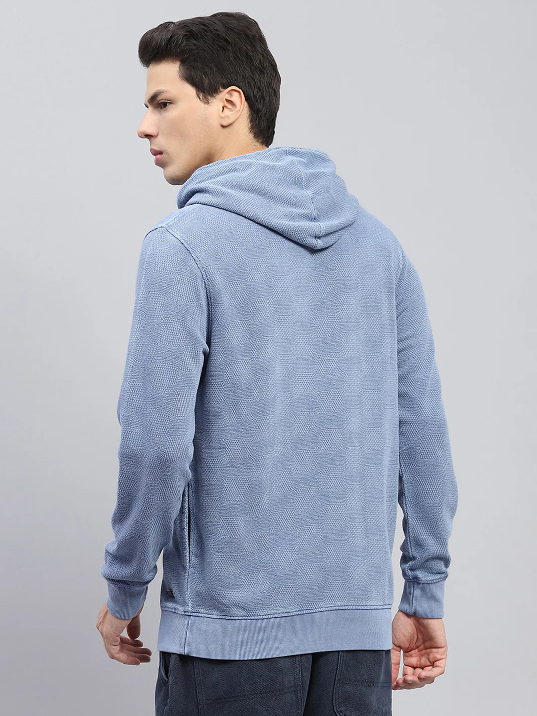 Men Blue Printed Hooded Full Sleeve Winter T-Shirt - Image 5