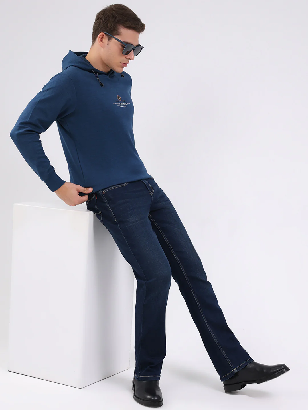 Men Blue Printed Hooded Full Sleeve Winter T-Shirt - Image 2