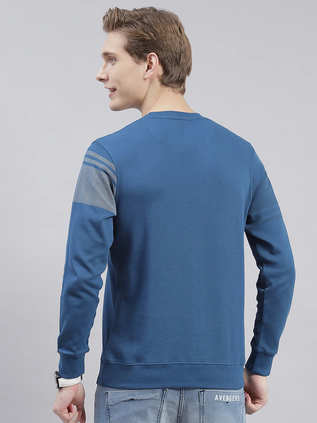 Men Blue Printed Round Neck Full Sleeve Sweatshirts - Image 5