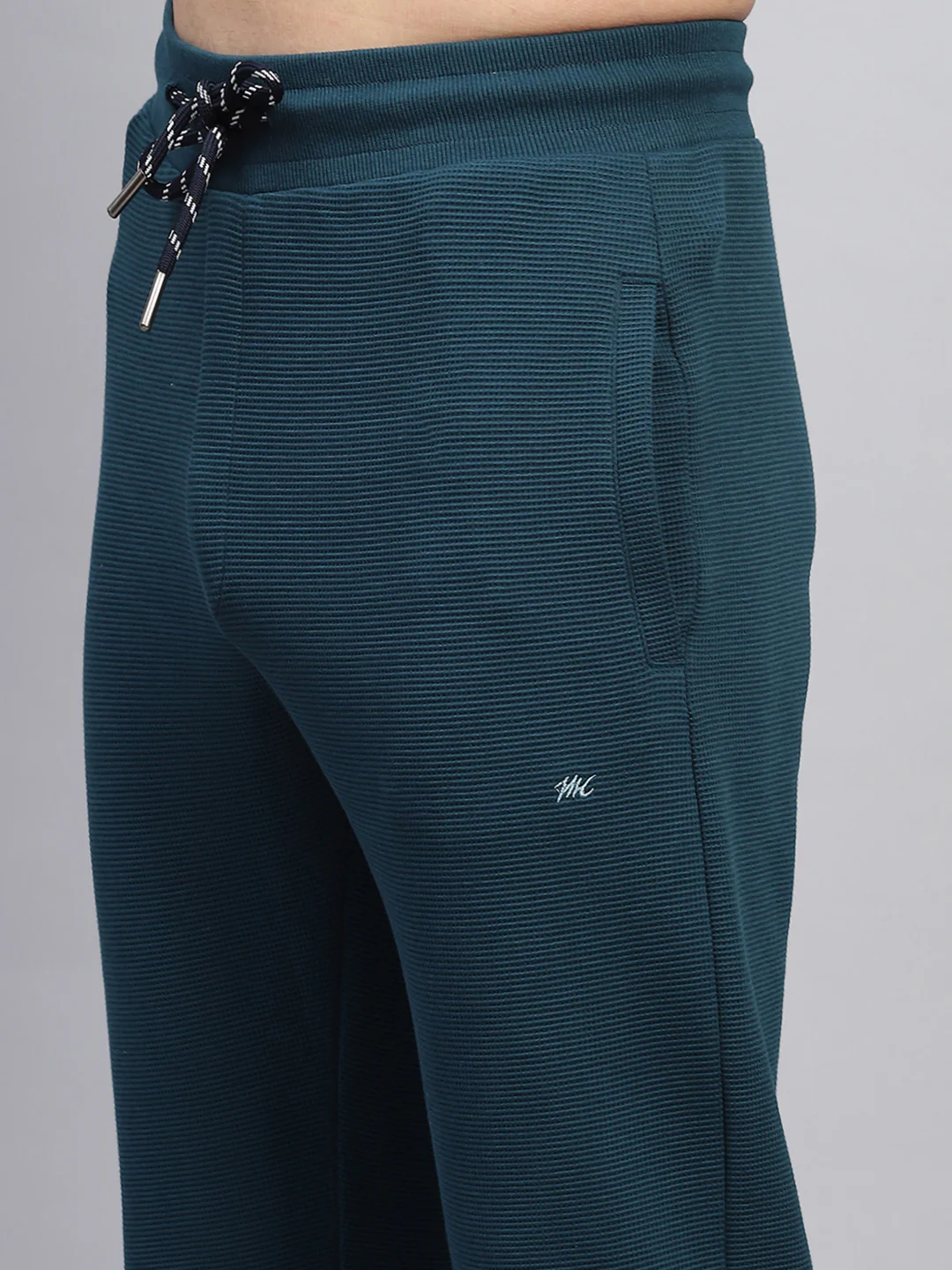 Men Blue Printed Round Neck Full Sleeve Winter Tracksuit - Image 8