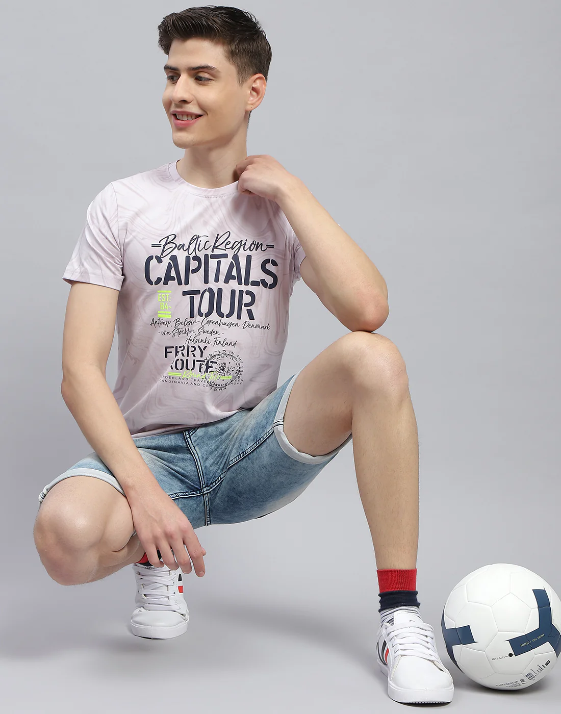 Men Blue Printed Round Neck Half Sleeve T-Shirt - Image 2